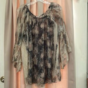 Brittany Black Crème and Grey Top